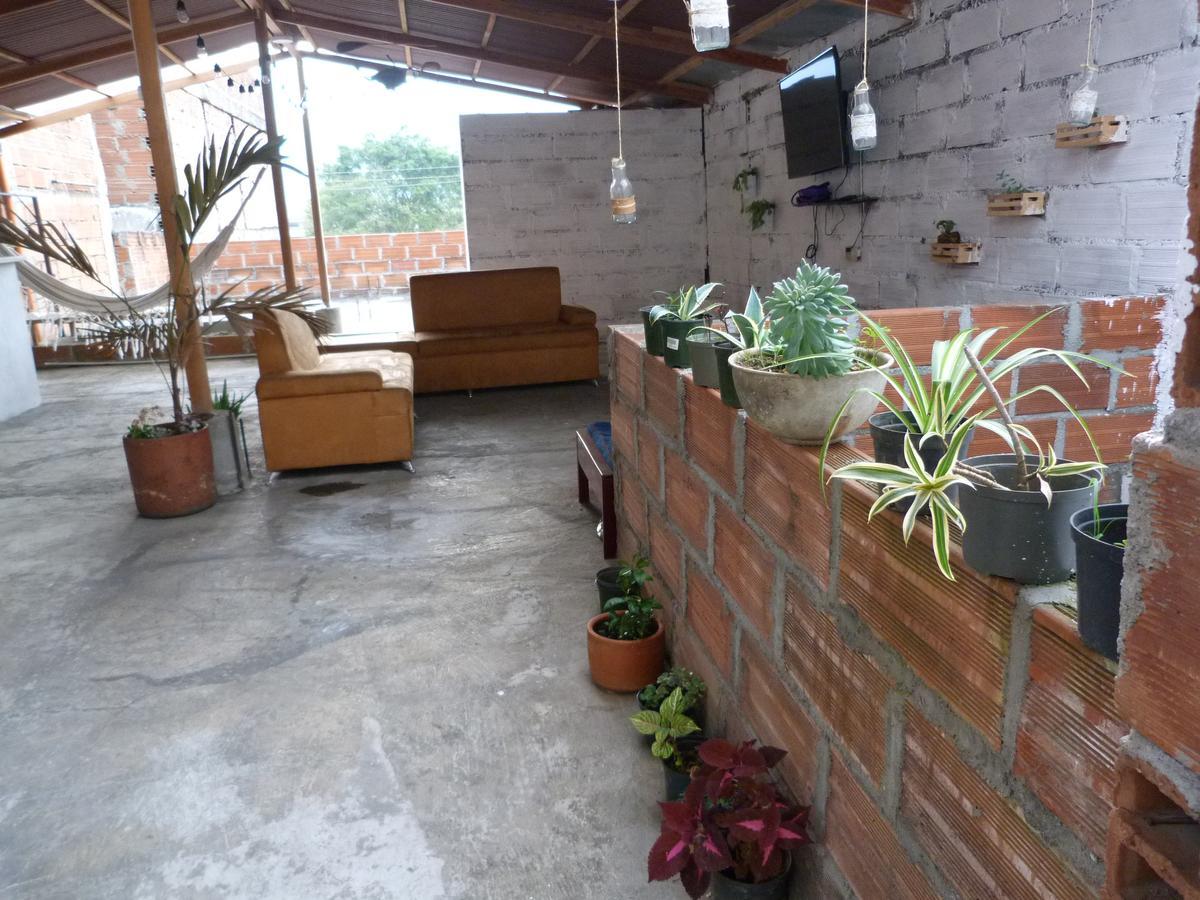 El Descanso Donde Sara Hostel Medellín Exterior foto